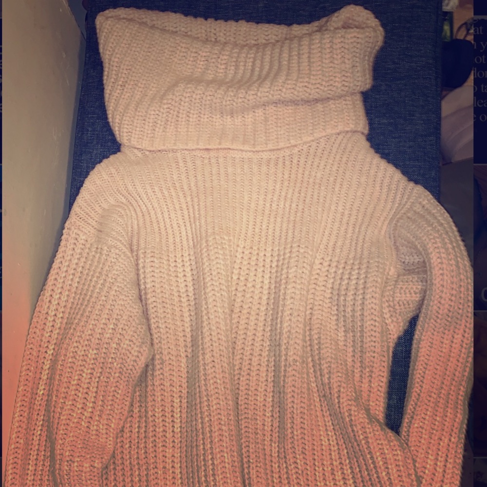 Turtle neck sweater